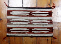 Vintage Navajo Rug Feather Design